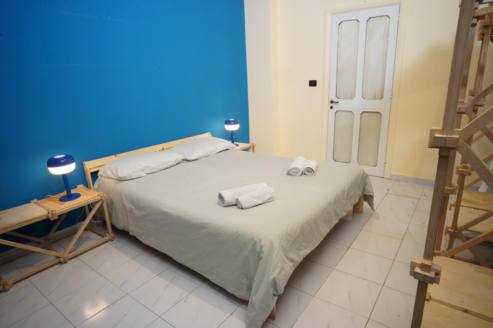 Hotel Casa Base à Bari Extérieur photo